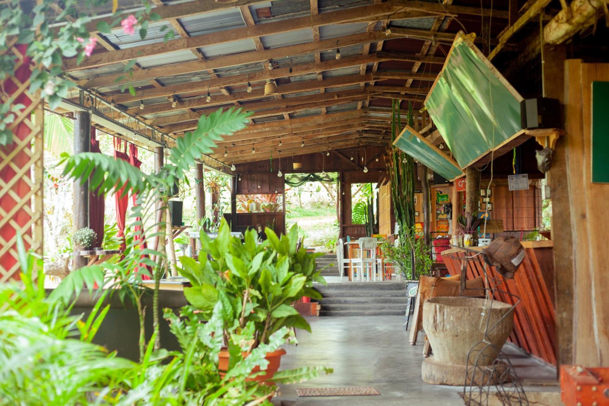 Hotel Hacienda Monteclaro Turrialba Exterior foto